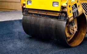 Best Asphalt Driveway Installation  in Bessemer, MI